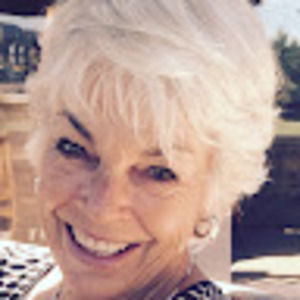 Meet your Posher, Deberra